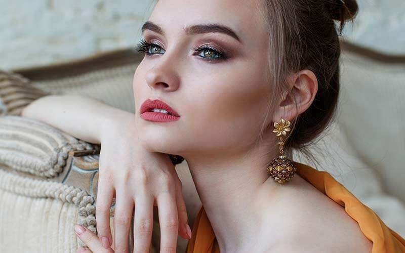 How-dermaplaning-will-benefit-you-and-your-skin
