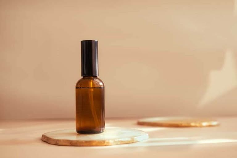 Say-Goodbye-To-Nail-Fungus-With-This-Simple-Solution