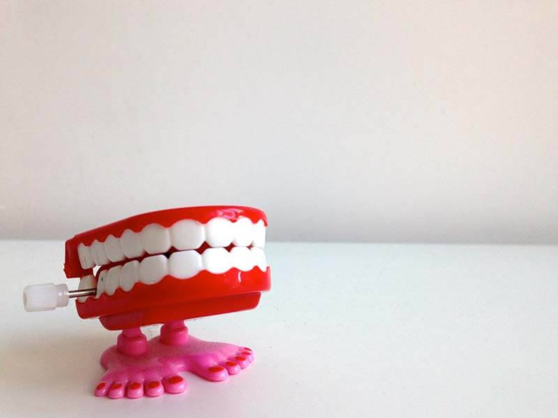 Teeth-Whitening