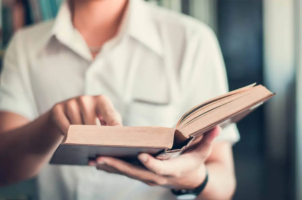 Better-Safe-than-Sorry-The-Home-Doctor-Book-as-a-Trustworthy-Medical Companion