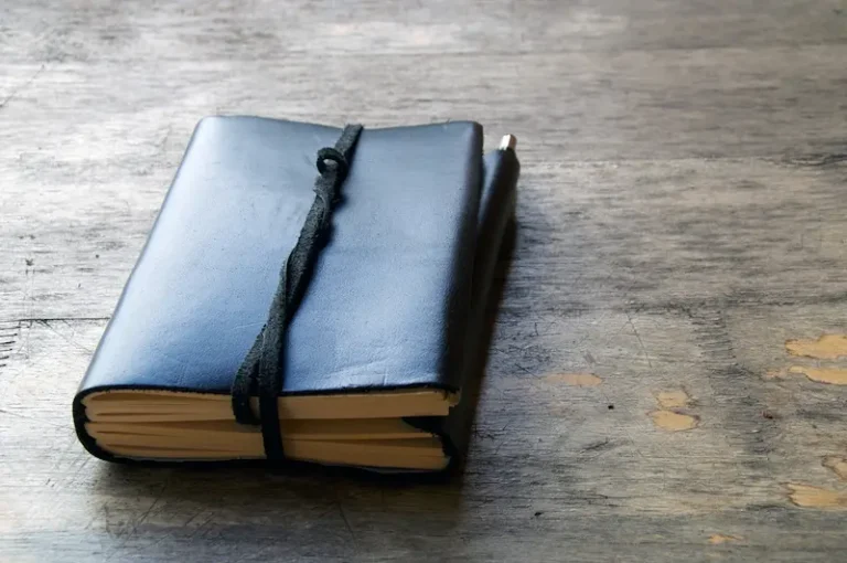 The-Art-of-Inner-Dialogue-A-Guide-to-Journaling-for-Mental-Wellness